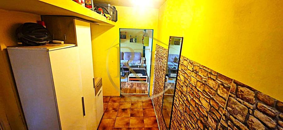 Vand apartament cu 4 camere in zona spitalul judetean,comision ,,0'' - 14