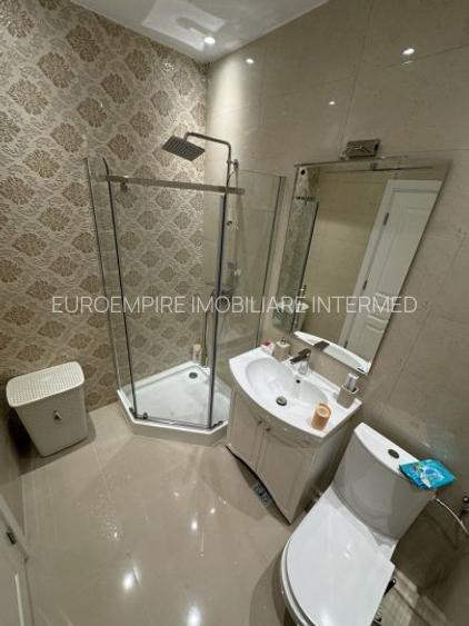 Apartament de vanzare 4 camere Tomis Plus - 3
