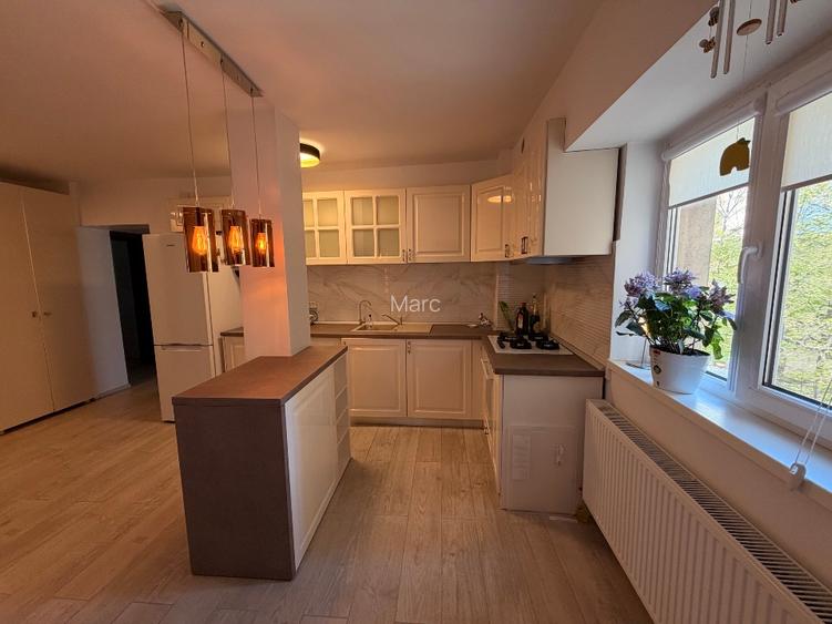 Apartament 3 cam. mobilat Rovere , loc parcare , boxa  - 10