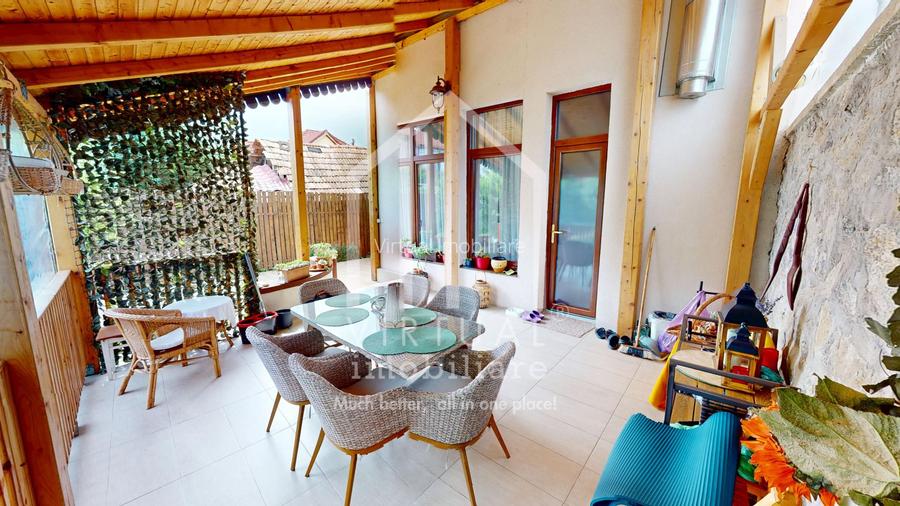 Casa cu 5 camere, 210mp utili, demisol, mobilata, Cal. Poplacii - 24