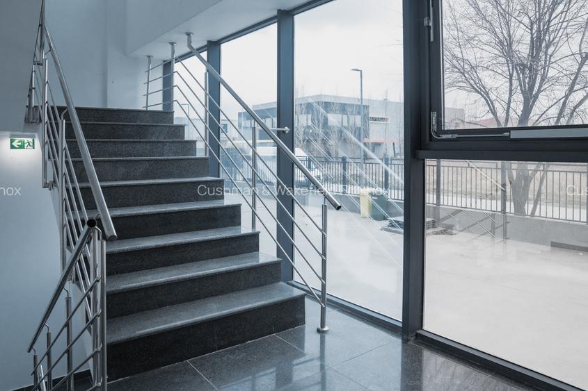 Depozit cu Birouri de vânzare - Centură nord - 11