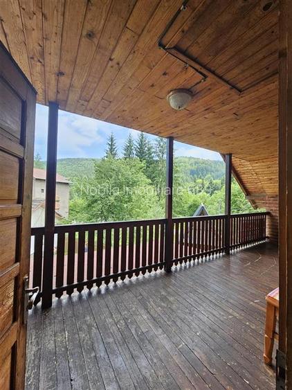 CASA DE VACANTA + TEREN PROPRIETATE IN STATIUNEA MONTANA SLANIC MOLDOVA - 28