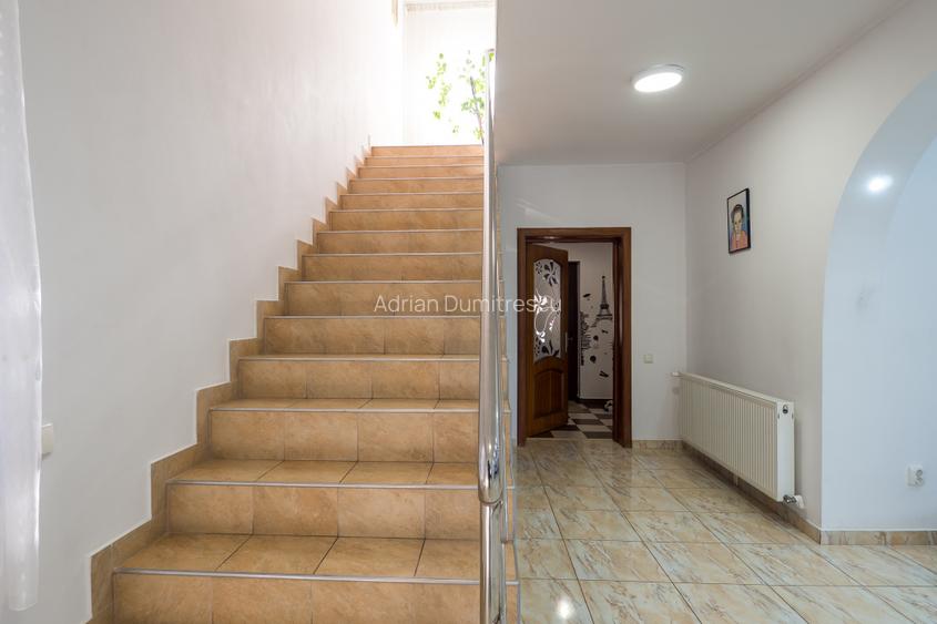 Vila individuala 7 camere Afumati, rezidentiala sau HoReCa, curte 608mp - 11