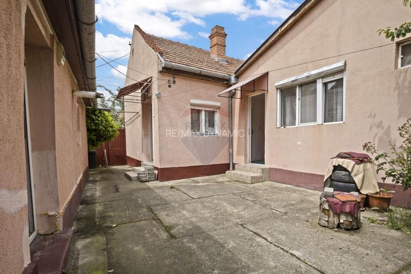 CASĂ DE VÂNZARE ÎN ZONA MICALACA | 102 MP UTILI | TEREN 302 MP - 2