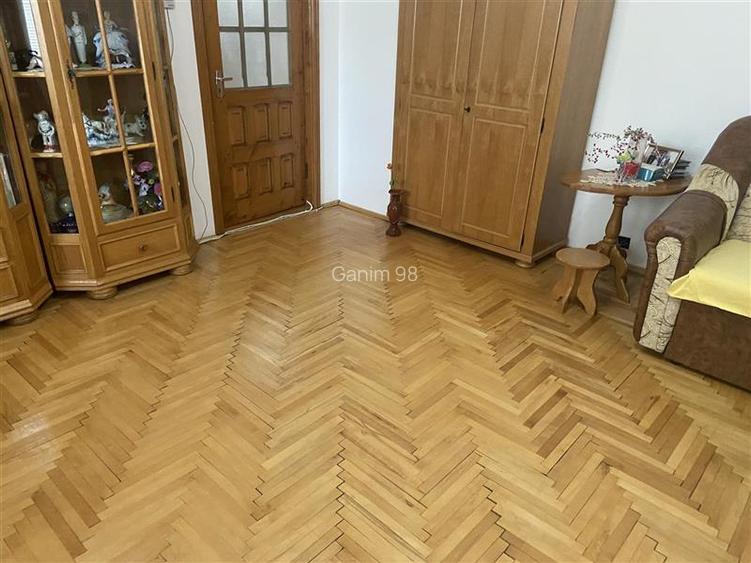 Apartament de vanzare , zona Cartier Aviatorilor , 83 mp , 2 balcoane - 3