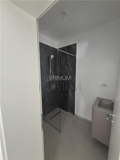 Duplex pe parter - zona linistita - toate utilitatile - compartimentare excelent - 6