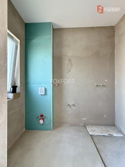 Triplex cu 4 camere, 115 mp, 3 bai - Zona Sacalaz - 12