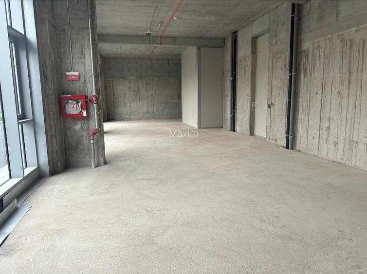 Spațiu Comercial în Aviatiei Tower - 6