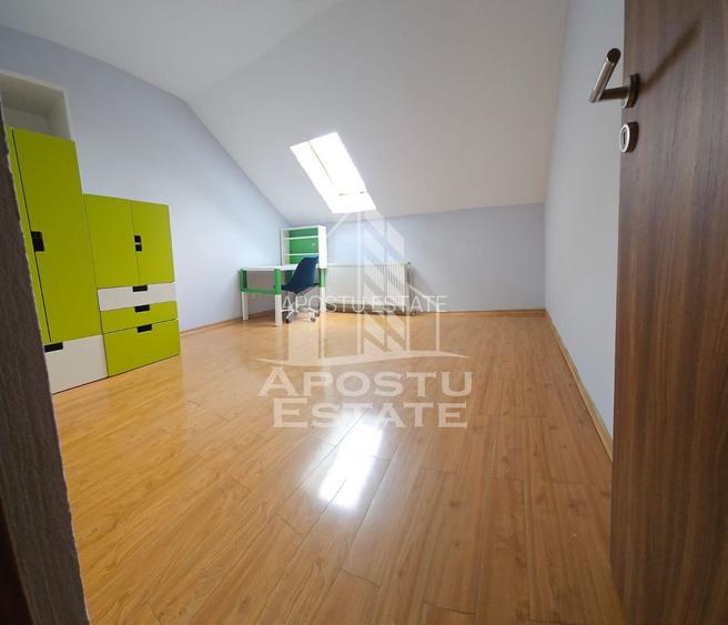 Duplex cu 4 camere, 3 bai, garaj, la asfalt,canalizare, Mosnita Noua - 6
