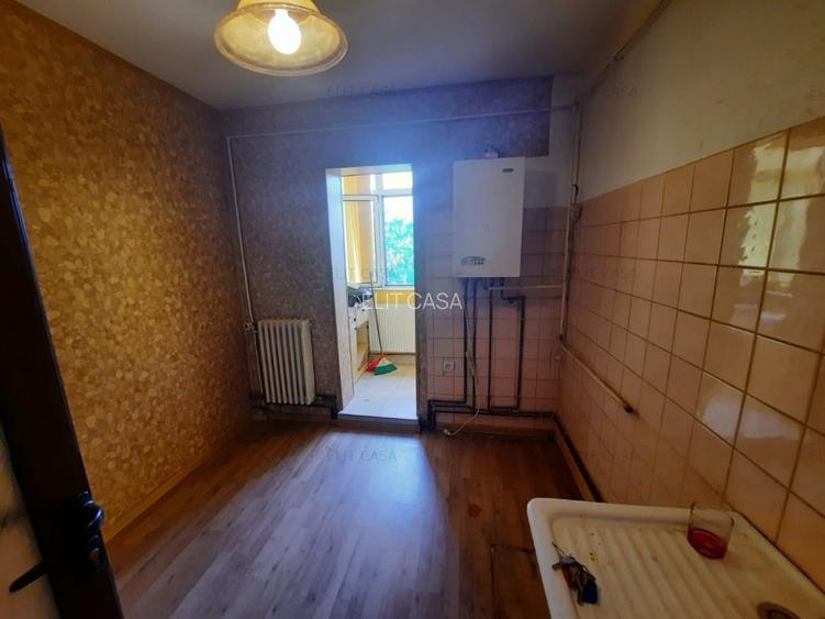 Apartament 2 camere decomandate Nicolina 1 - 5