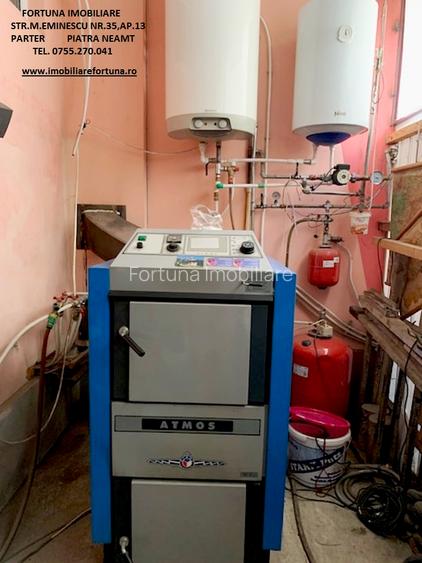 Casa in oras, cu  priveliste de vis, la poalele padurii - 19