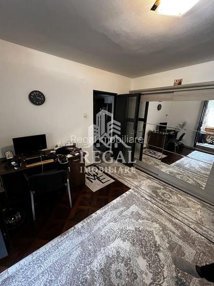 Apartament 2 camere de vânzare – Bd. Traian, zona Altex - 2