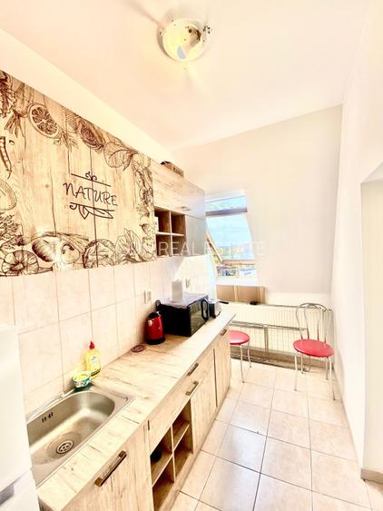 Garsonieră mobilată, utilată, etaj 4, str Războieni - 10