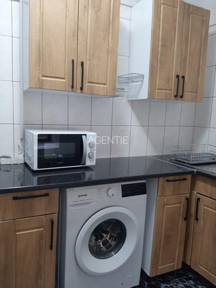 Titan-PARC IOR-Cinema Gloria - 10