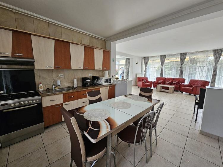 De vanzare Pensiune Eforie Nord la doi pasi de mare - 2