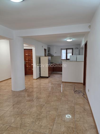 Faleza Nord – 3 camere  în vilă | 98 mp utili | parter | ideal birouri - 6