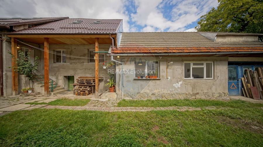 Casa spatioasa cu teren generos, in zona centrala a Sacelelor - 36