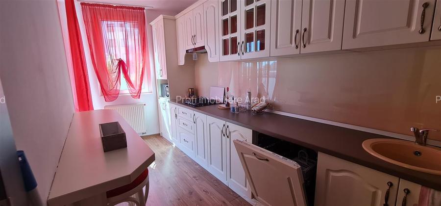 Ap. 2 camere, balcon mare, bloc nou, central- Intim- Spital - 8