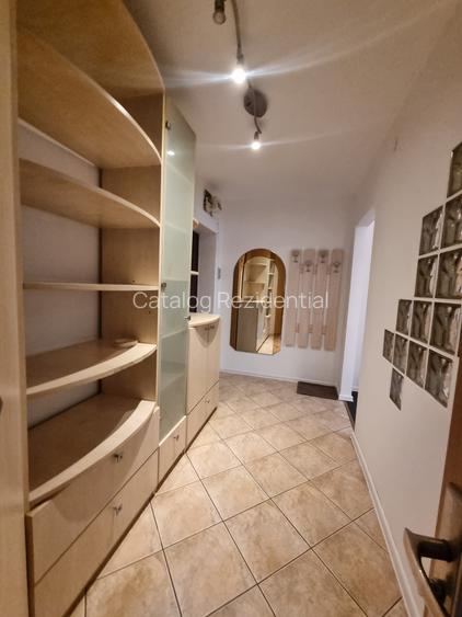 Apartament cu 2 camere de vanzare in zona Drumul Taberei metrou Favorit - 10