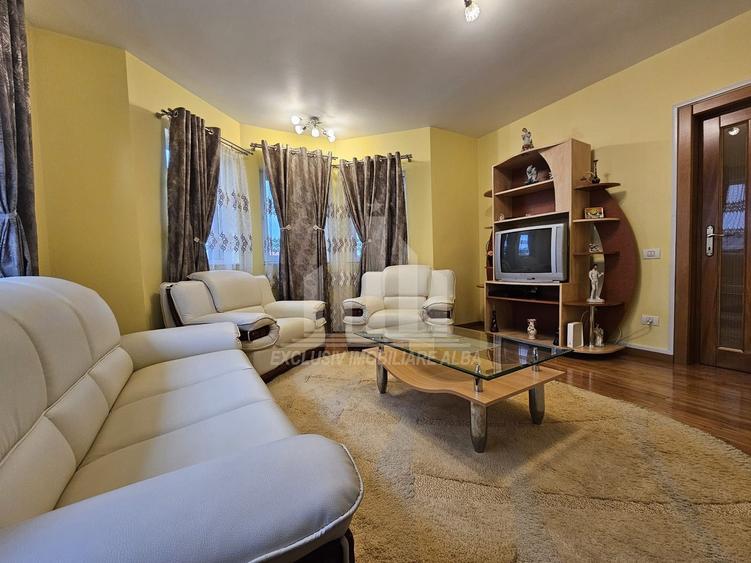 Casa individuala | Garaj | 200 mp | Asfalt | Mobilata | Alba-Micesti