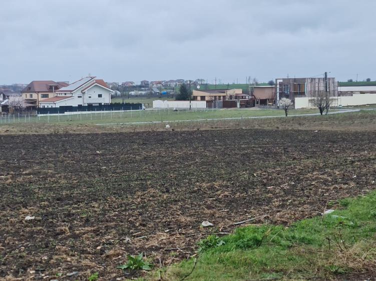 Teren de vanzare in Tuzla partea Mari Negre