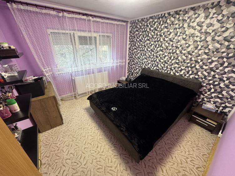 Apartament 3 camere Poarta 6 - 4