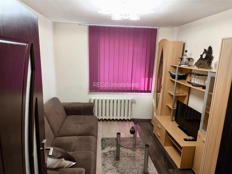 Apartament 3 Camere Zona Tractorul - 4