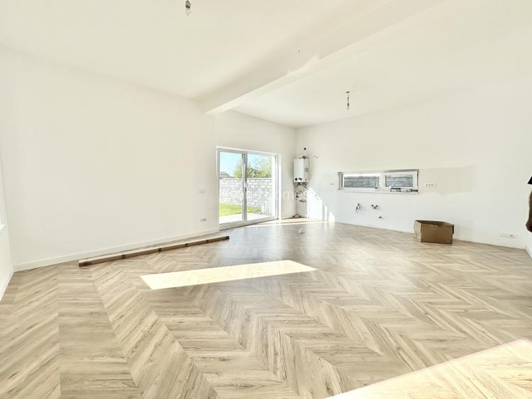 Duplex tip individual - 4 camere - 351 mp teren - 4