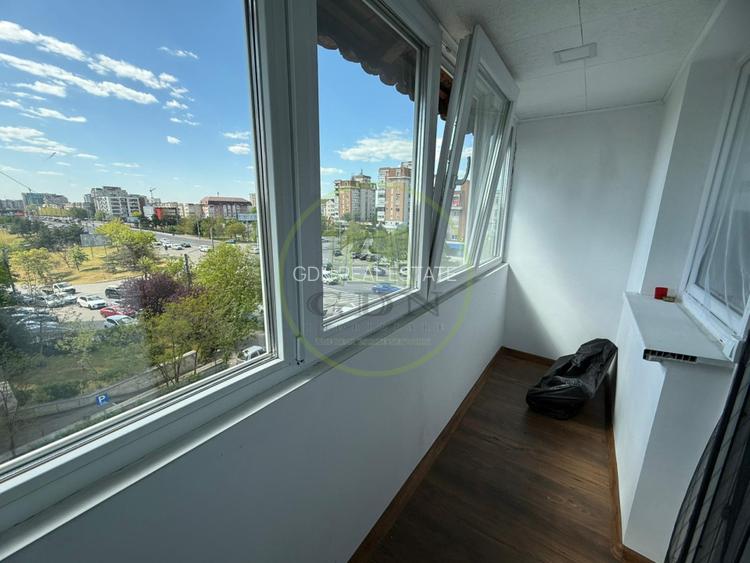 Apartament 2 camere, 58mp, cartier Lapus, zona Mall Electroputere - 11