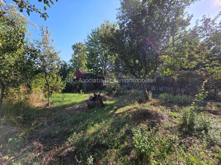 Teren construibil pentru vila sau proiect de tip rezidential - 2