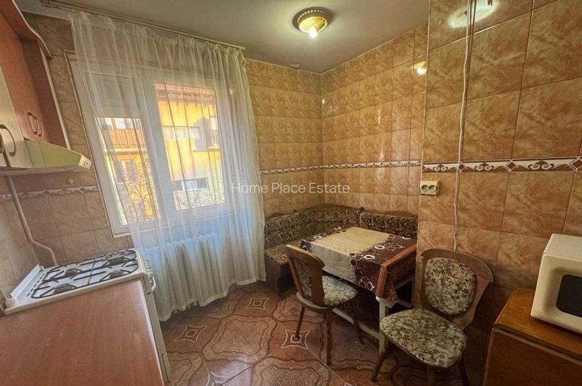 Titan 1 Decembrie 1918 P-ta Trapezului Reabilitat 3 Camere Vanzare - 4