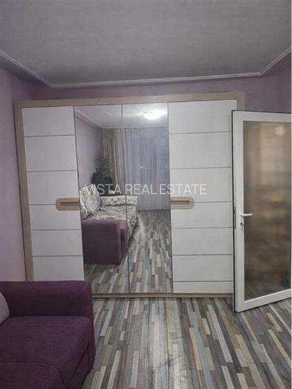 Apartament 2 camere decomandat, centrala proprie. Zona Uzina 2 - 4
