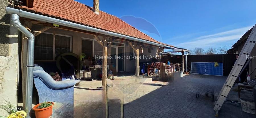 Casă cu anexă, livadă și panouri fotovoltaice - 6