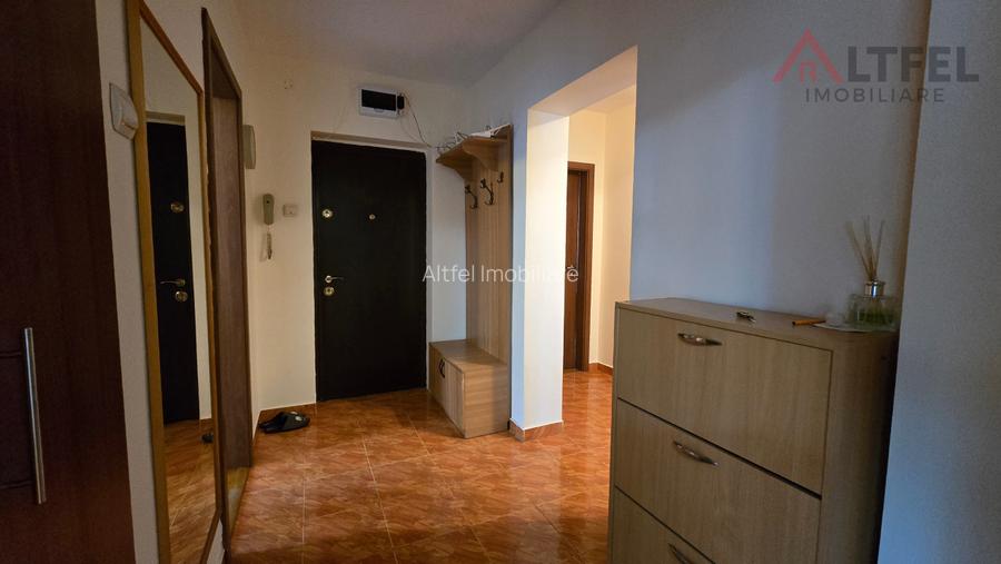 Apartament decomandat cu 4 camere str. Luptei de inchiriat - 9