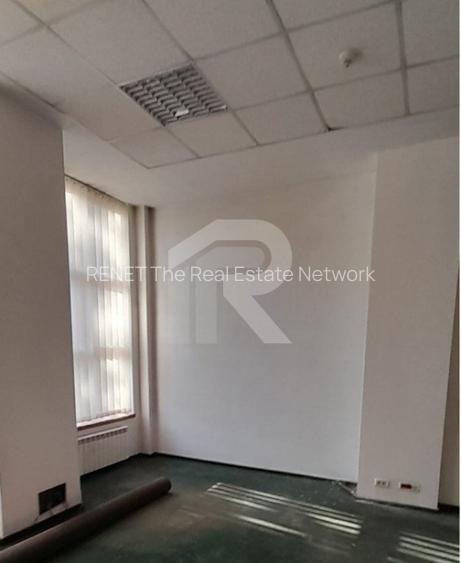 Vând Spațiu pe bd. Unirii stradal, spatiu pretabil club, bar sau clinica - 18