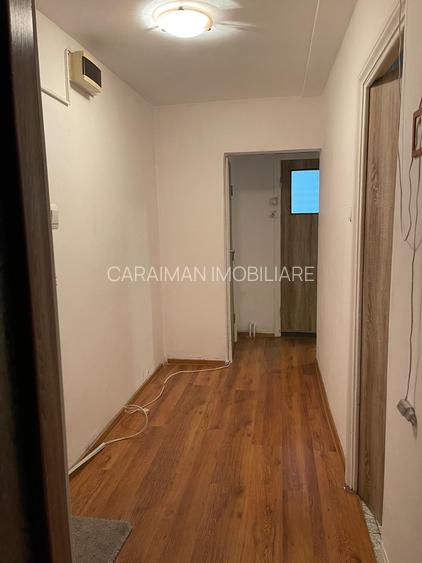 OBOR MOSILOR, IN PLAN SECUND, LANGA SCOALA 307, METROUL LA 2MIN - 6