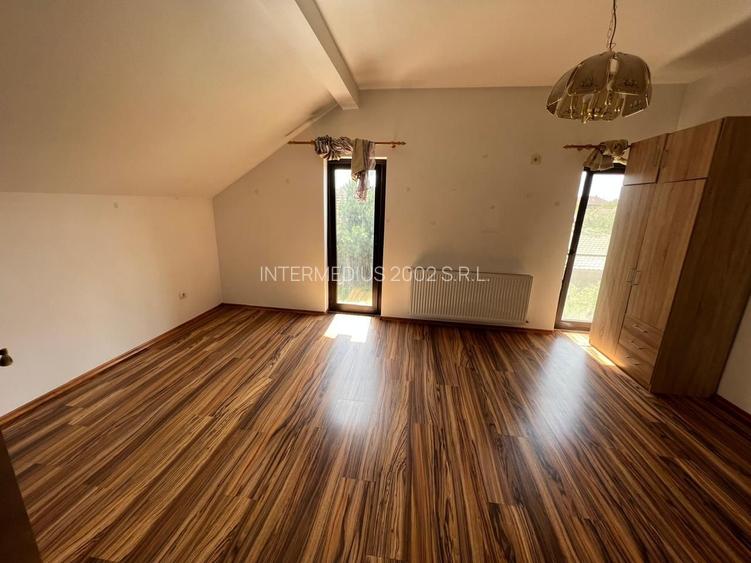 Vila de inchiriat in zona Ghiroda - 12