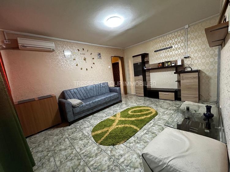 Apartament 3 camere de închiriat – zona Școala 8 – Piața I.L. Caragiale - 2