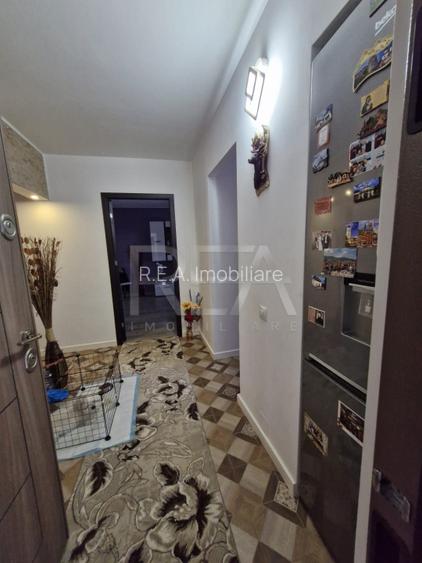 Apartament cu 3 camere foarte aproape de statia de metrou 1 Decembrie 1918 - 20