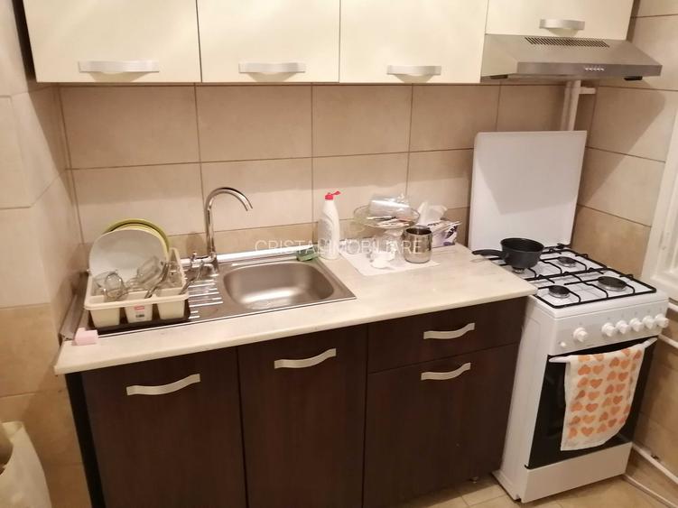 Vanzare apartament 3 camere in Titan, RENOVAT, 5 min metrou Grigorescu si IOR - 5