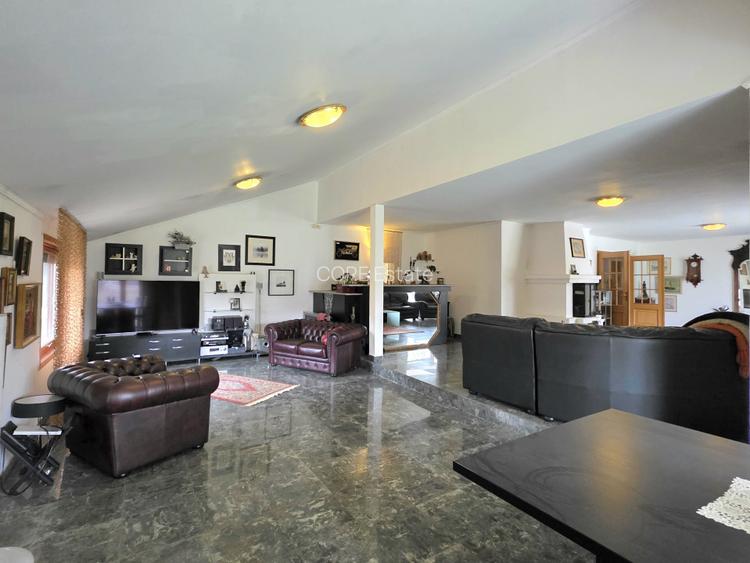 Vilă deosebită de vânzare în Otopeni langa ''Ana Aslan'' - 11