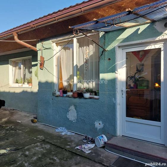Doua case individuale cu teren total de 2753 mp in Dambul Rotund - 4