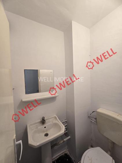 Bitai Klaudia  +40728084470 Arata adresa de email   Apartament cu 4 camere de în - 5