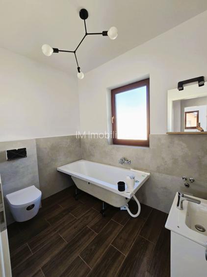 Giroc - Casa de 4 cam - Su110mp - Curte 40mp - 2 locuri de parcare - 5