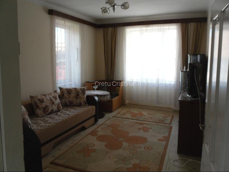 Casa/ gospodarie  saseasca in sat Bunesti, judet Brasov. Pe drumul spre VISCRI.  - 3