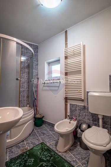 Casa spatioasa in Busteni, cu vedere superba catre Muntii Bucegi - 11