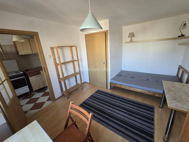 Inchiriere garsoniera Piata Victoriei, Metrou Piata Victoriei 5 min - 7