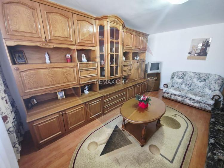 Apartament cu 2 camere de închiriat în zona Central - 10