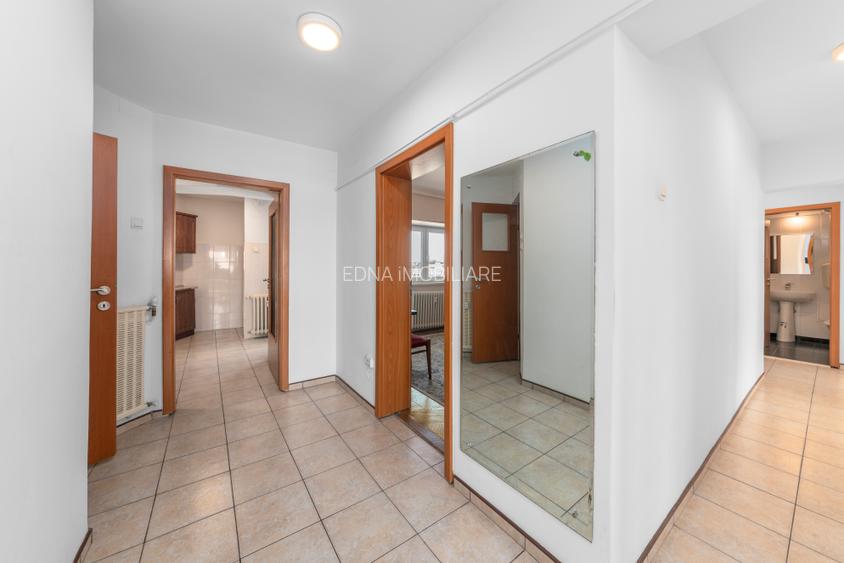 Apartament  Splendid in bloc Reper cu vedere Fabuloasa! - 12