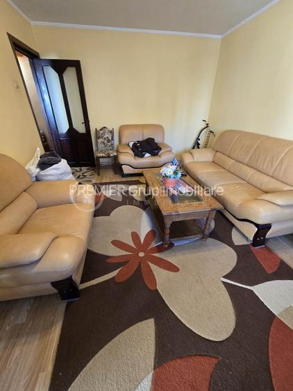 Etaj 3! Apartament 3 camere 72mp 2 bai, Nicolina, decomandat + CT - 2